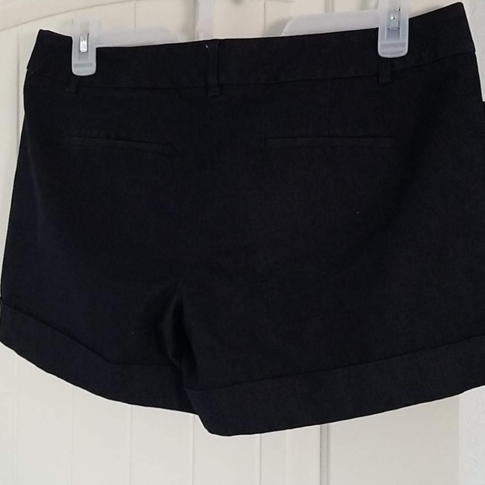 Shorts - Picture 2 of 2